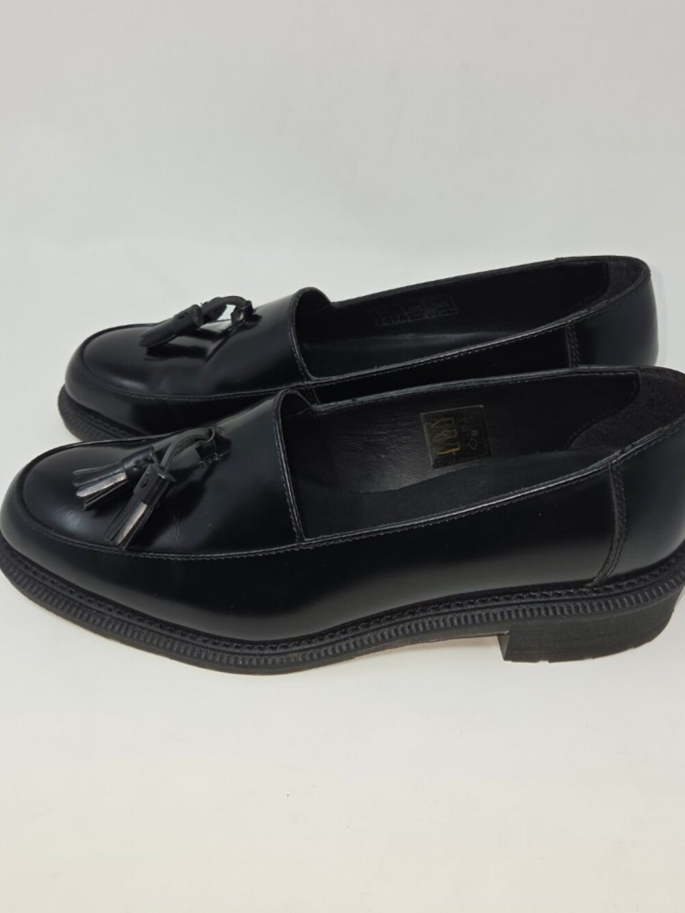 Dr. Martens Favilla Black Wax Smooth Loafer, Size 8US - Picture 6 of 8